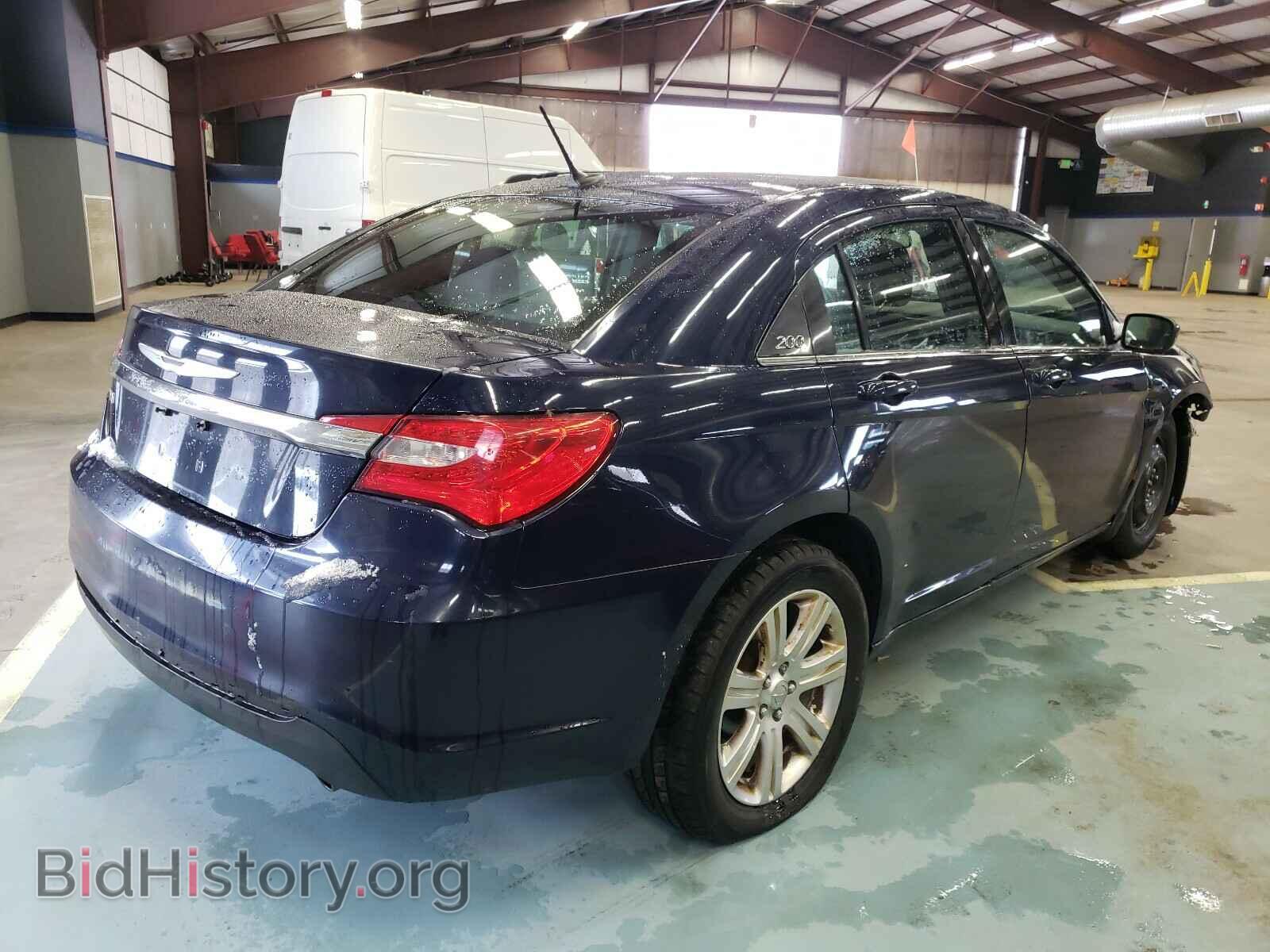 2013 CHRYSLER 200 - VIN: 1C3CCBBG1DN532770 - Фото 4