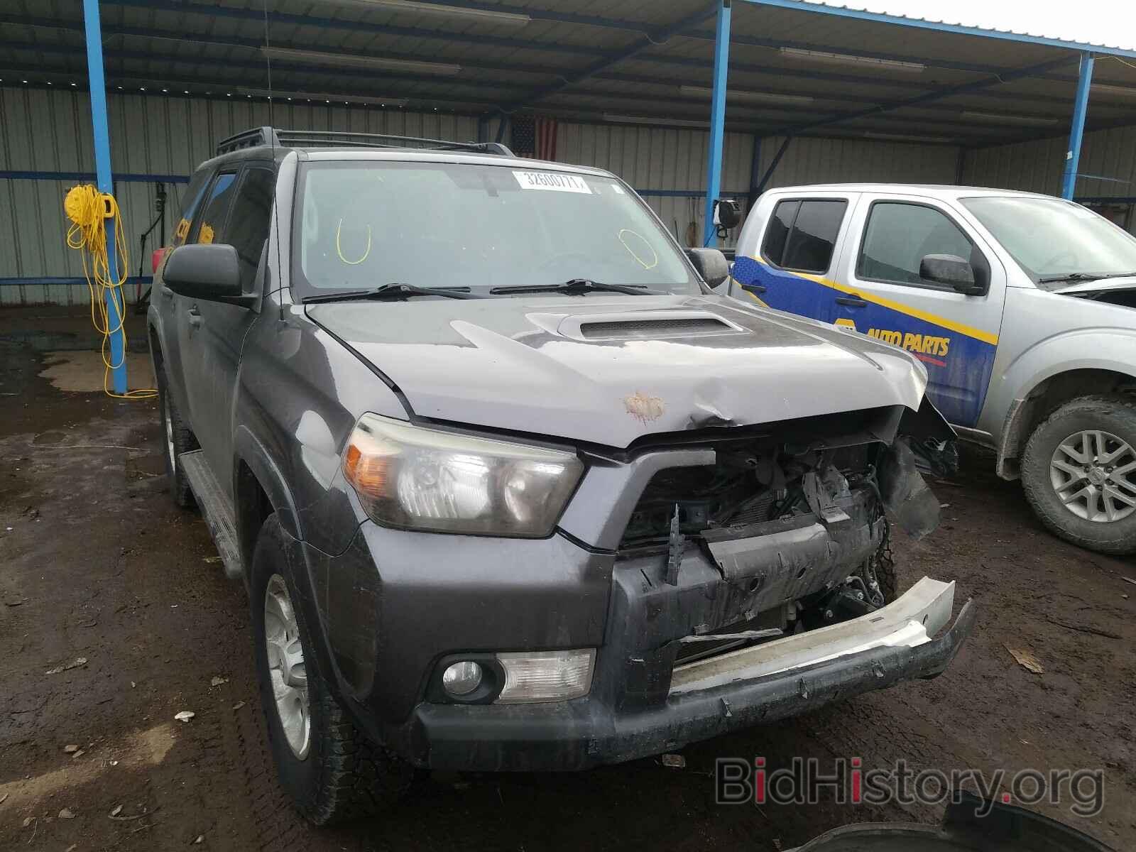 Фотография JTEBU5JR5B5050238 - TOYOTA 4RUNNER 2011