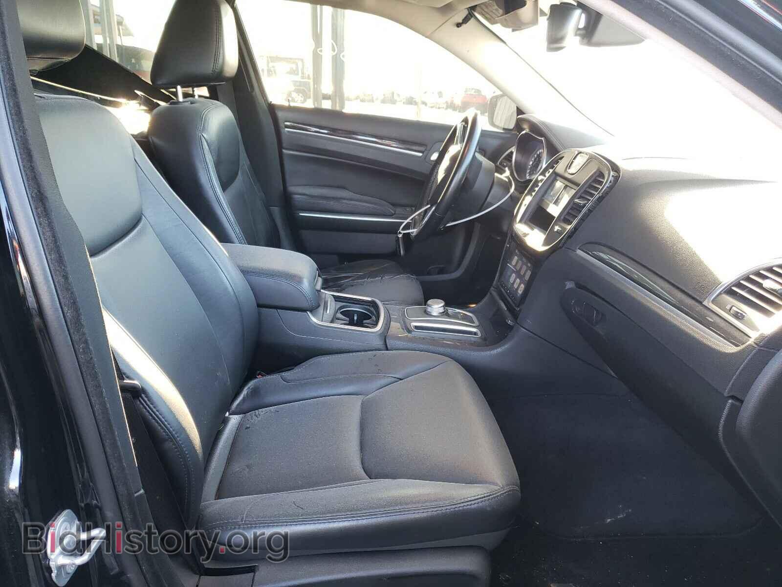 2016 CHRYSLER 300 - VIN: 2C3CCARG9GH208673 - Фото 5