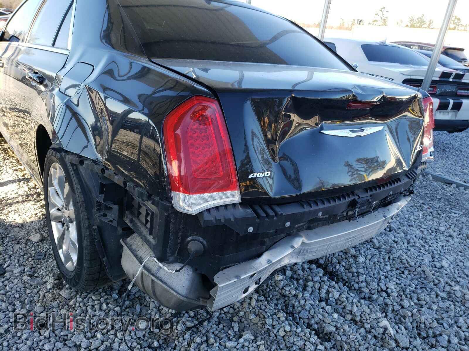 2016 CHRYSLER 300 - VIN: 2C3CCARG9GH208673 - Фото 9
