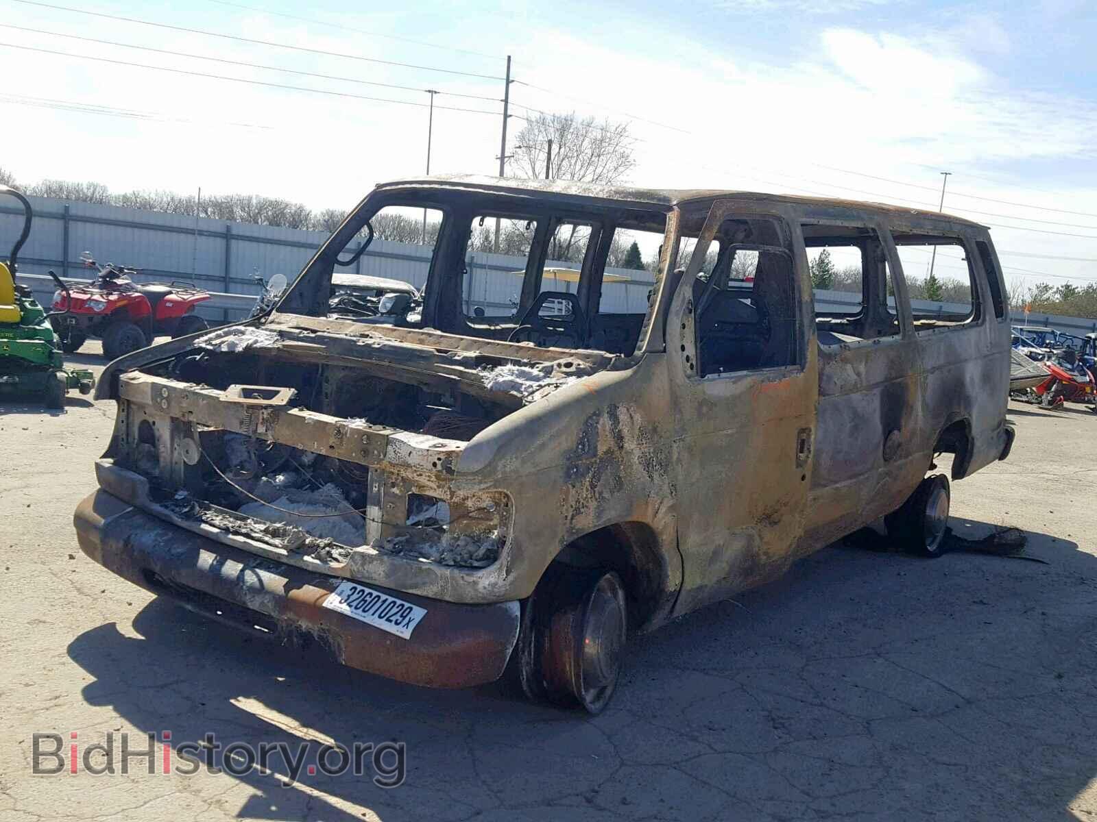 2006 FORD ECONOLINE - VIN: 1FBSS31L46DA35630 - Фото 2
