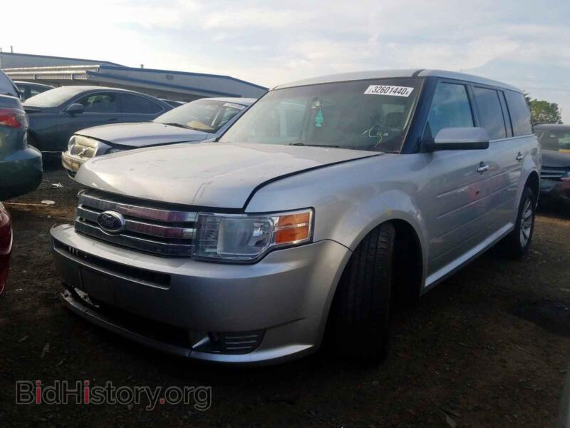 2011 Ford FLEX (VIN 2FMGK5CC0BBD36417) — фото 2 из 10