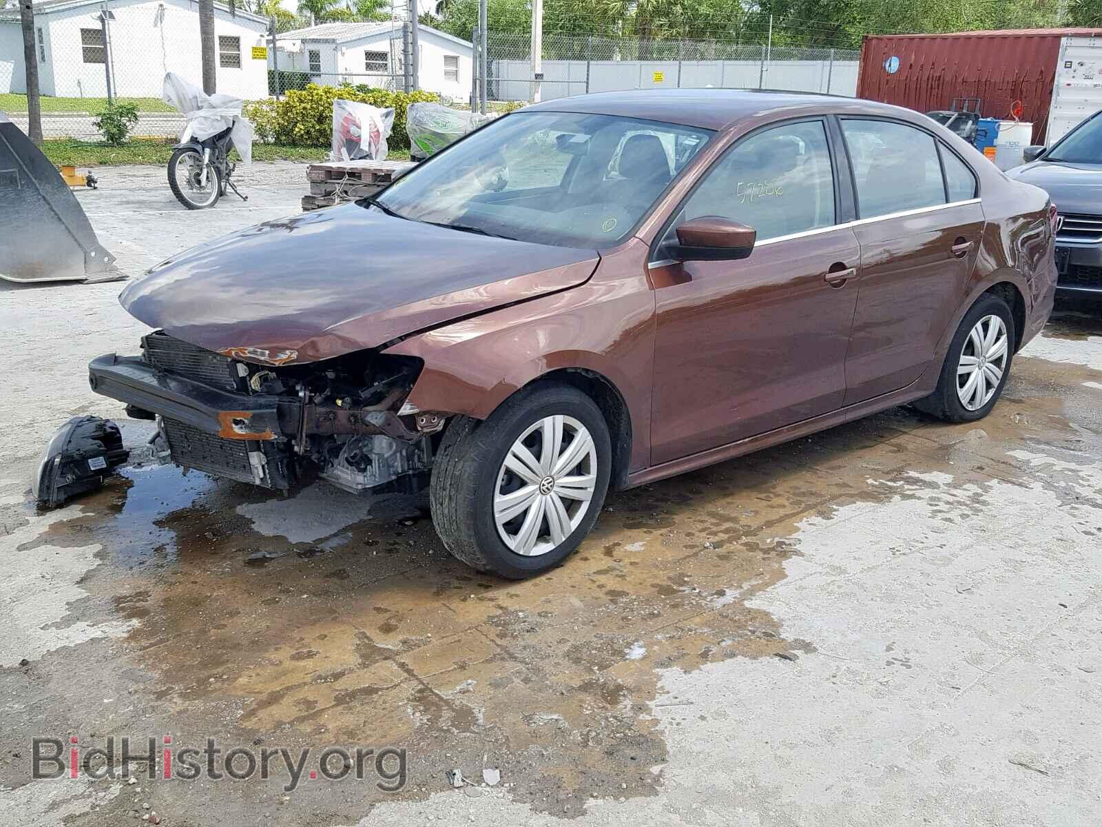 2017 VOLKSWAGEN JETTA - VIN: 3VW2B7AJ6HM334977 - Photo 2