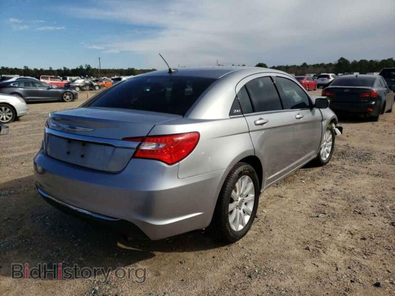 2013 Chrysler 200 (VIN 1C3CCBBB9DN550034) — фото 4 из 10