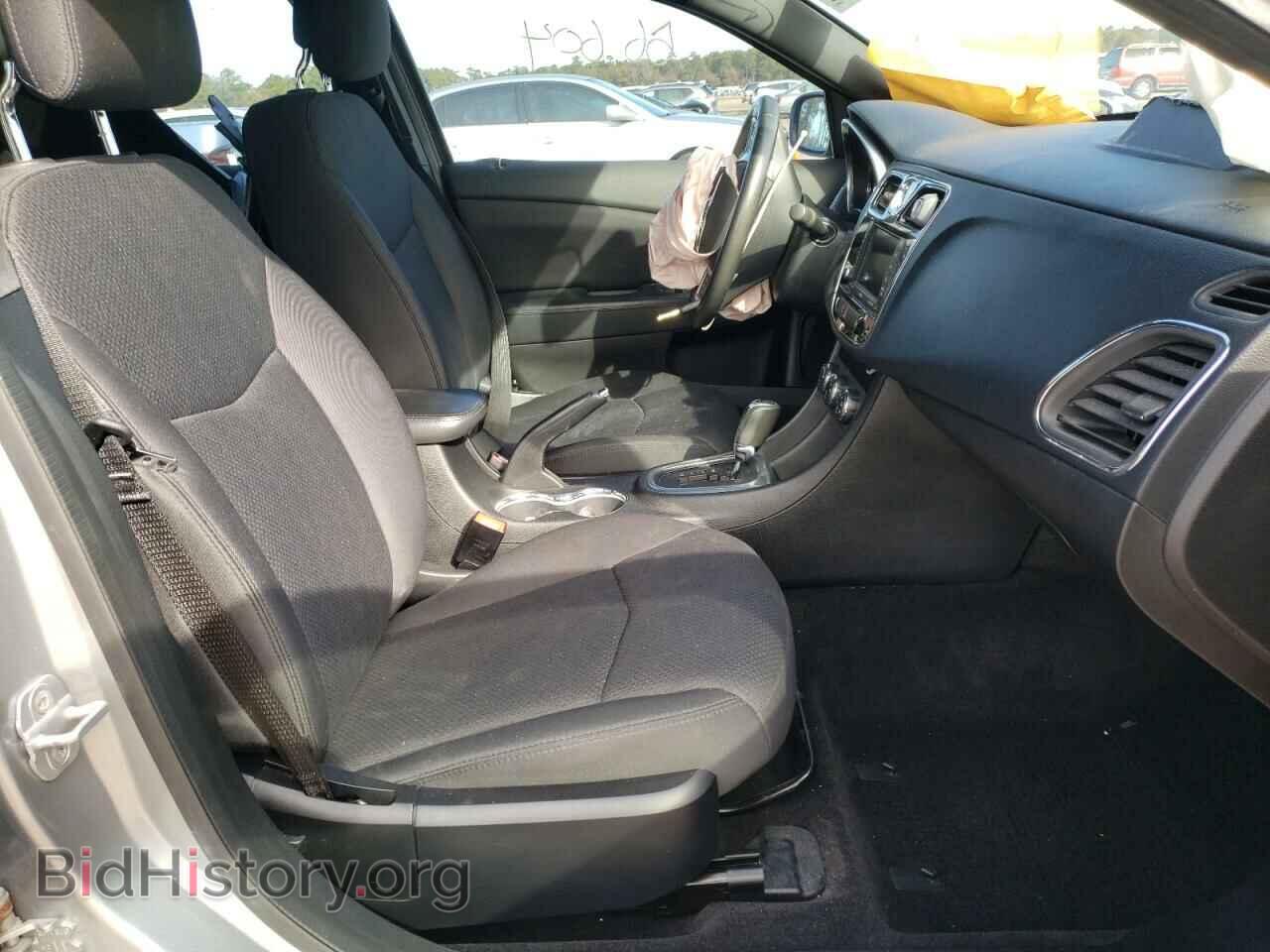2013 CHRYSLER 200 - VIN: 1C3CCBBB9DN550034 - Фото 5