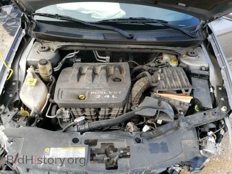 2013 Chrysler 200 (VIN 1C3CCBBB9DN550034) — фото 7 из 10