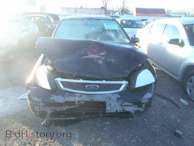 2007 FORD FOCUS - VIN: 1FAHP34N57W358262 - Фото 2