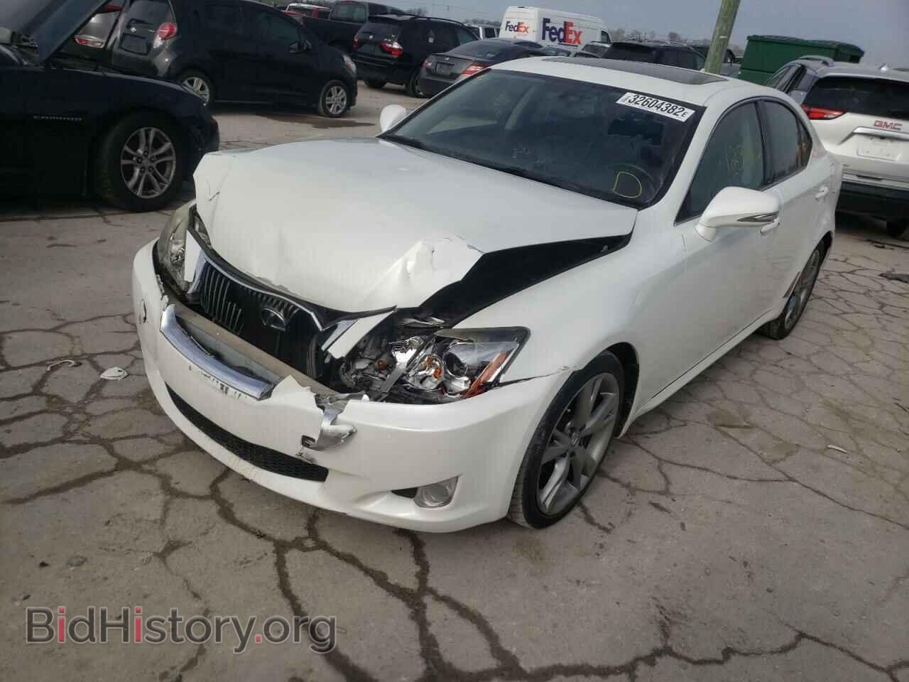 2010 LEXUS IS - VIN: JTHBF5C26A2097792 - Фото 2