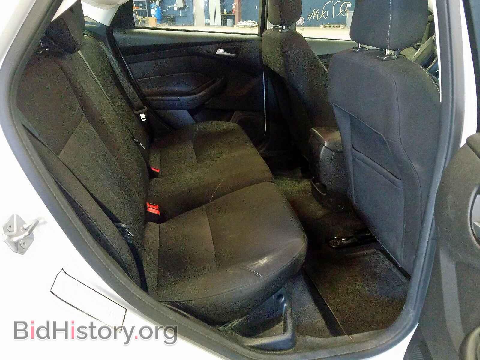 2018 FORD FOCUS - VIN: 1FADP3K2XJL225447 - Фото 6