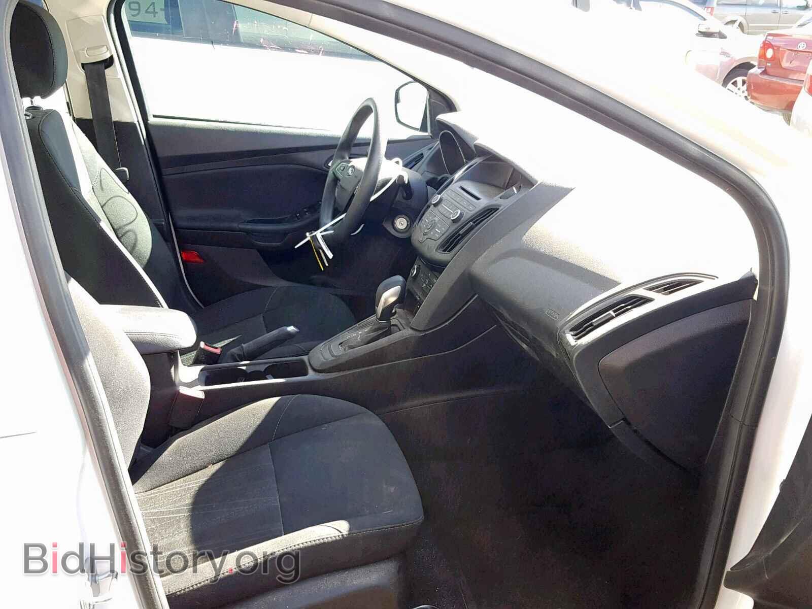 2017 FORD FOCUS SE - VIN: 1FADP3F2XHL217661 - Фото 5