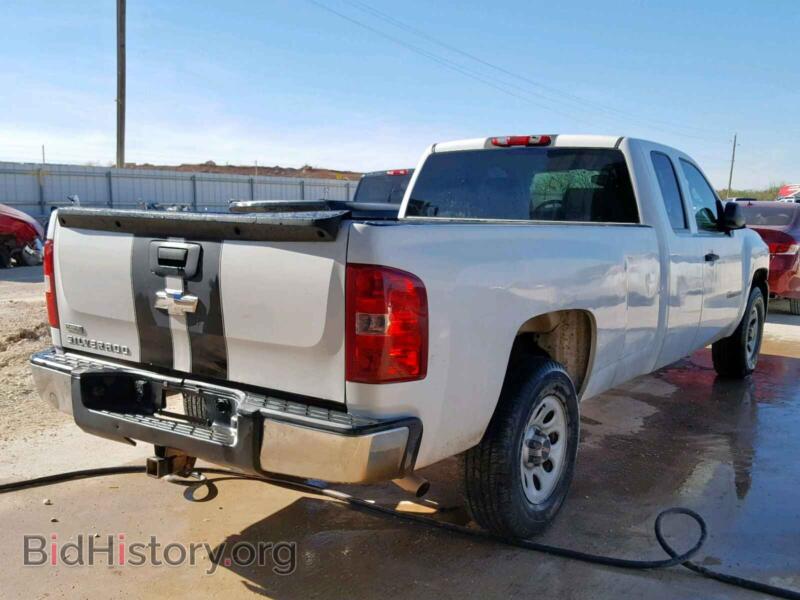 2009 Chevrolet SILVERADO (VIN 1GCEC19059E115781) — photo 4 of 10