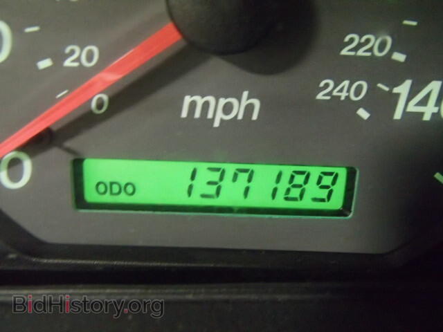 2000 MAZDA 626 - VIN: 1YVGF22C7Y5129345 - Фото 8