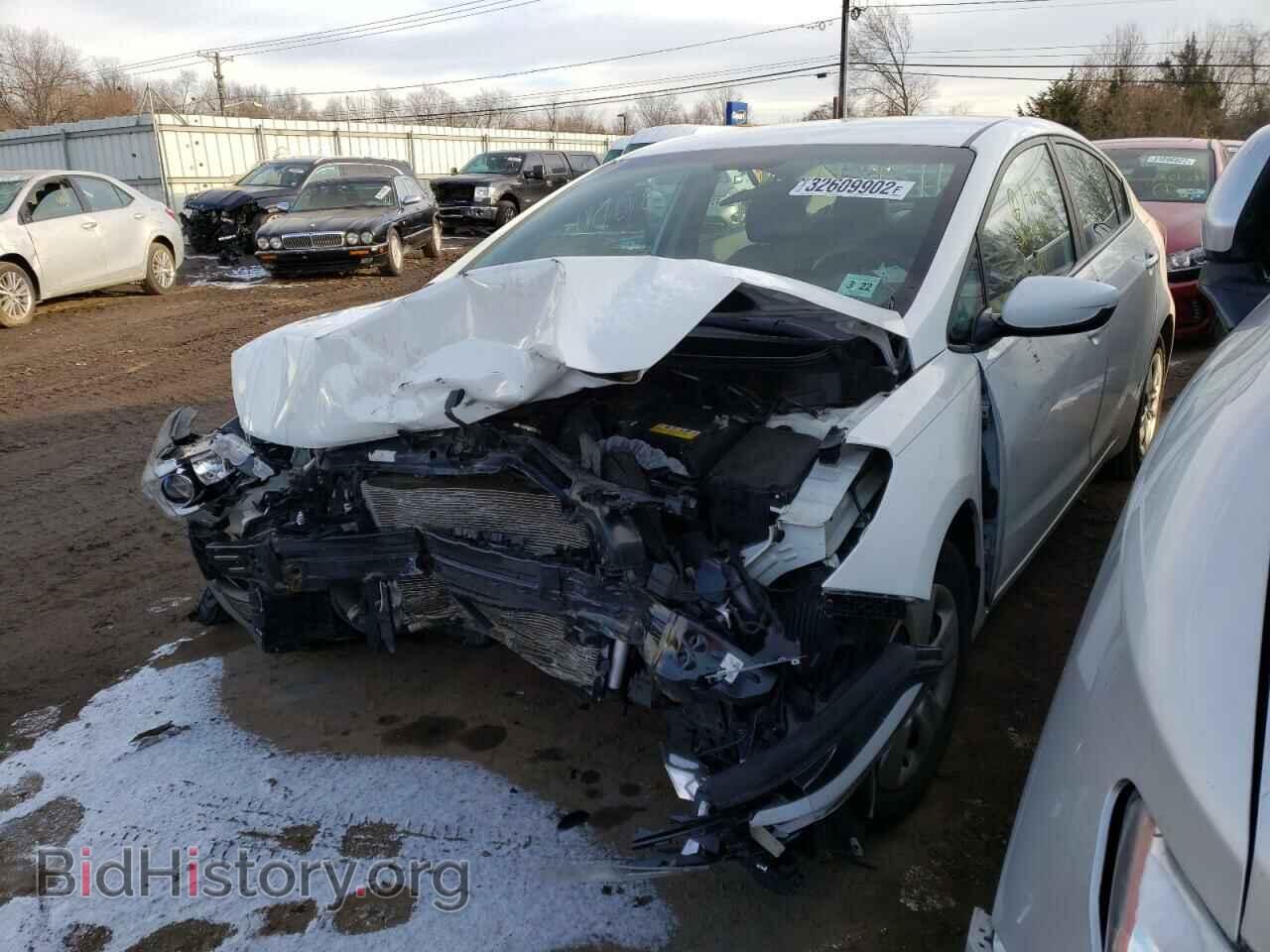 2017 KIA FORTE - VIN: 3KPFK4A73HE109613 - Фото 2
