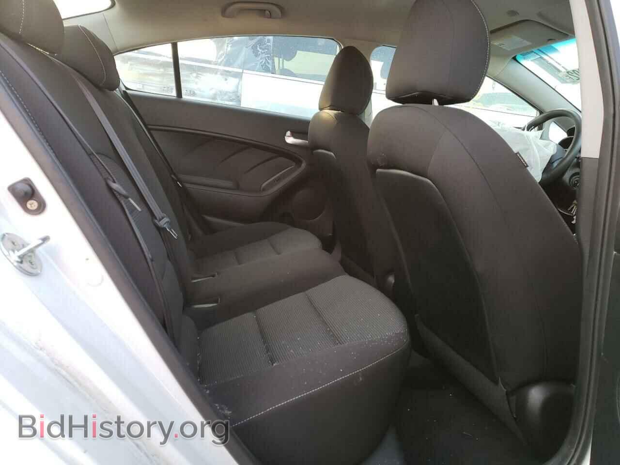 2017 KIA FORTE - VIN: 3KPFK4A73HE109613 - Фото 6