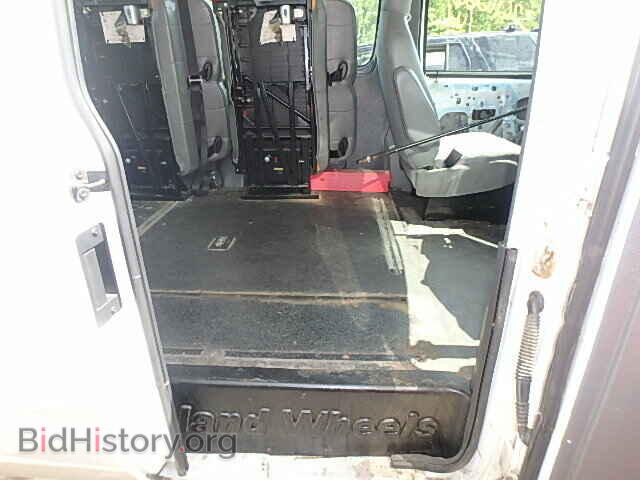 2010 FORD ECONOLINE - VIN: 1FTNS2EW0ADA86347 - Photo 6