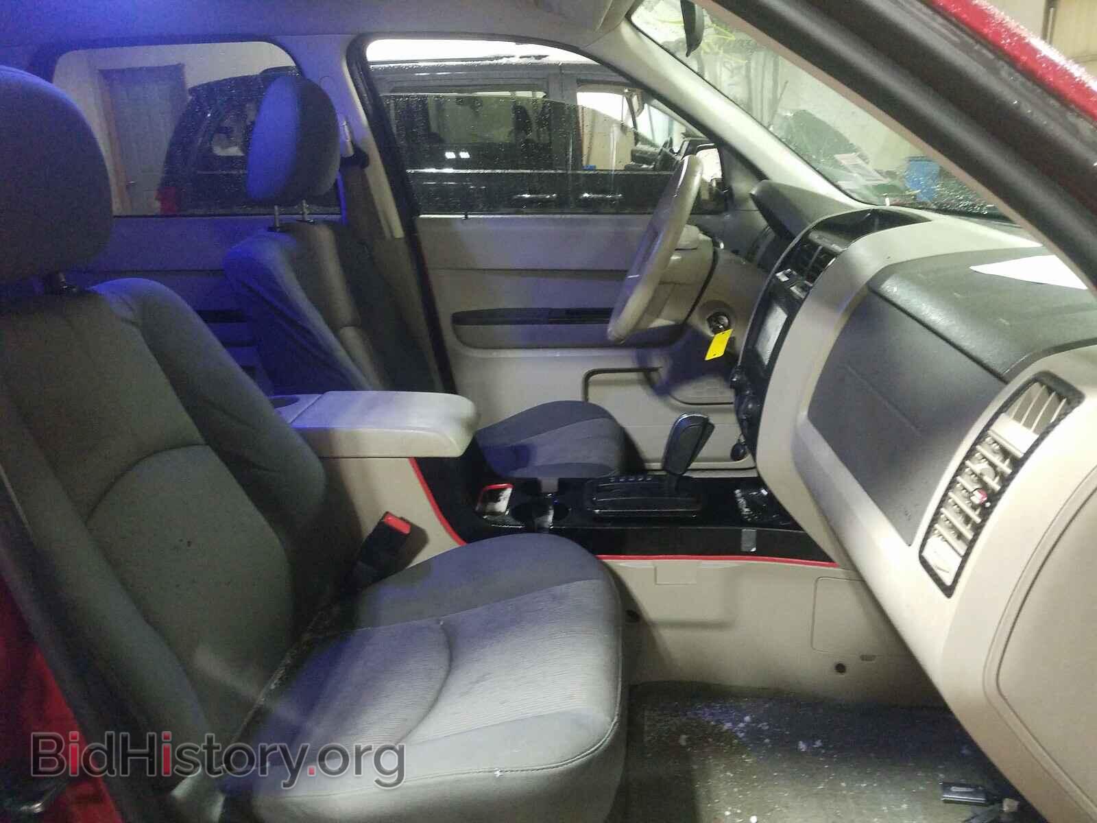2008 MAZDA TRIBUTE - VIN: 4F2CZ02Z28KM30241 - Фото 5
