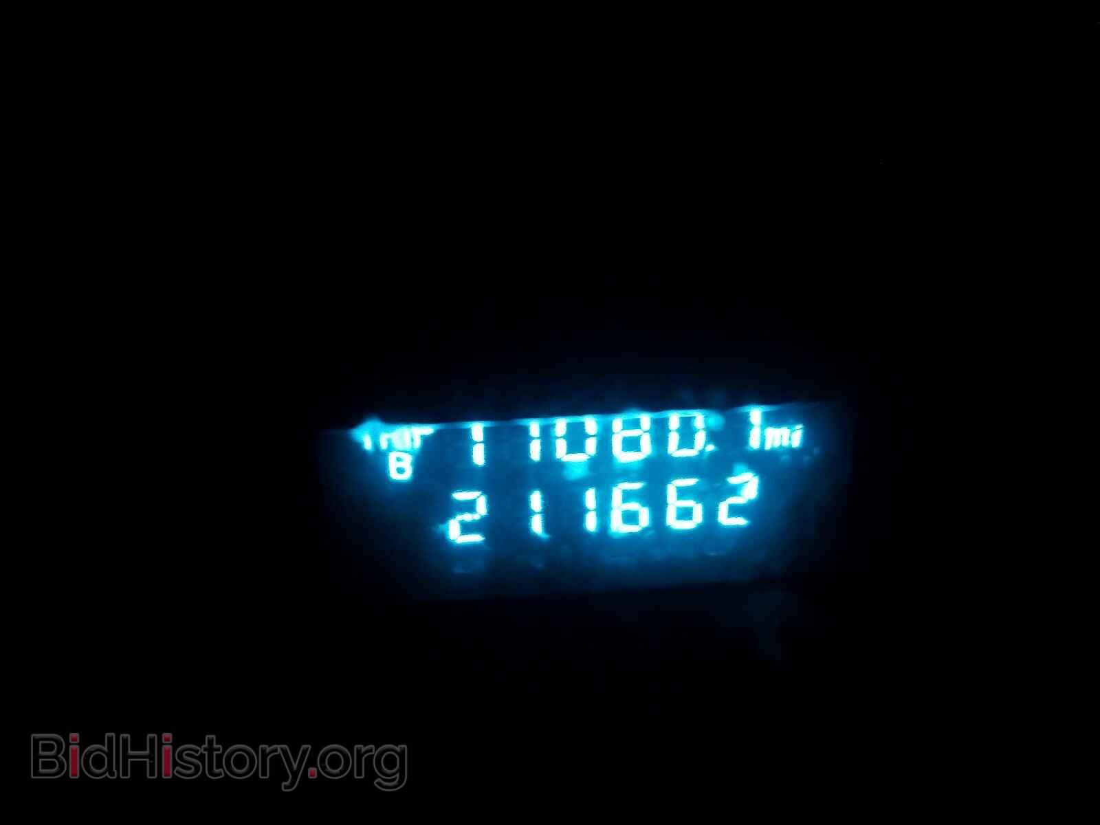 2008 MAZDA TRIBUTE - VIN: 4F2CZ02Z28KM30241 - Фото 8