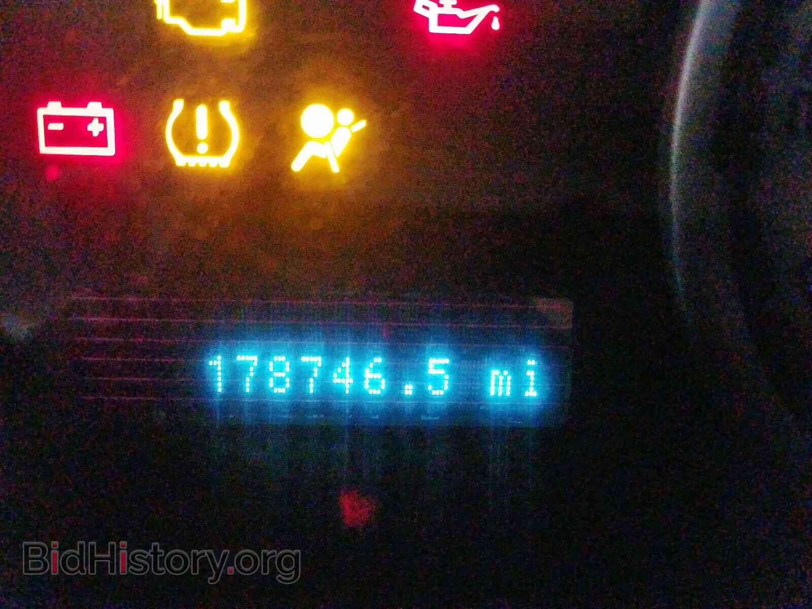 2009 FORD FOCUS - VIN: 1FAHP36N79W123748 - Фото 8