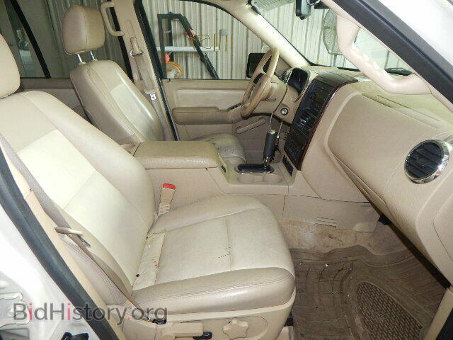 2006 FORD EXPLORER - VIN: 1FMEU65856UB40733 - Фото 5
