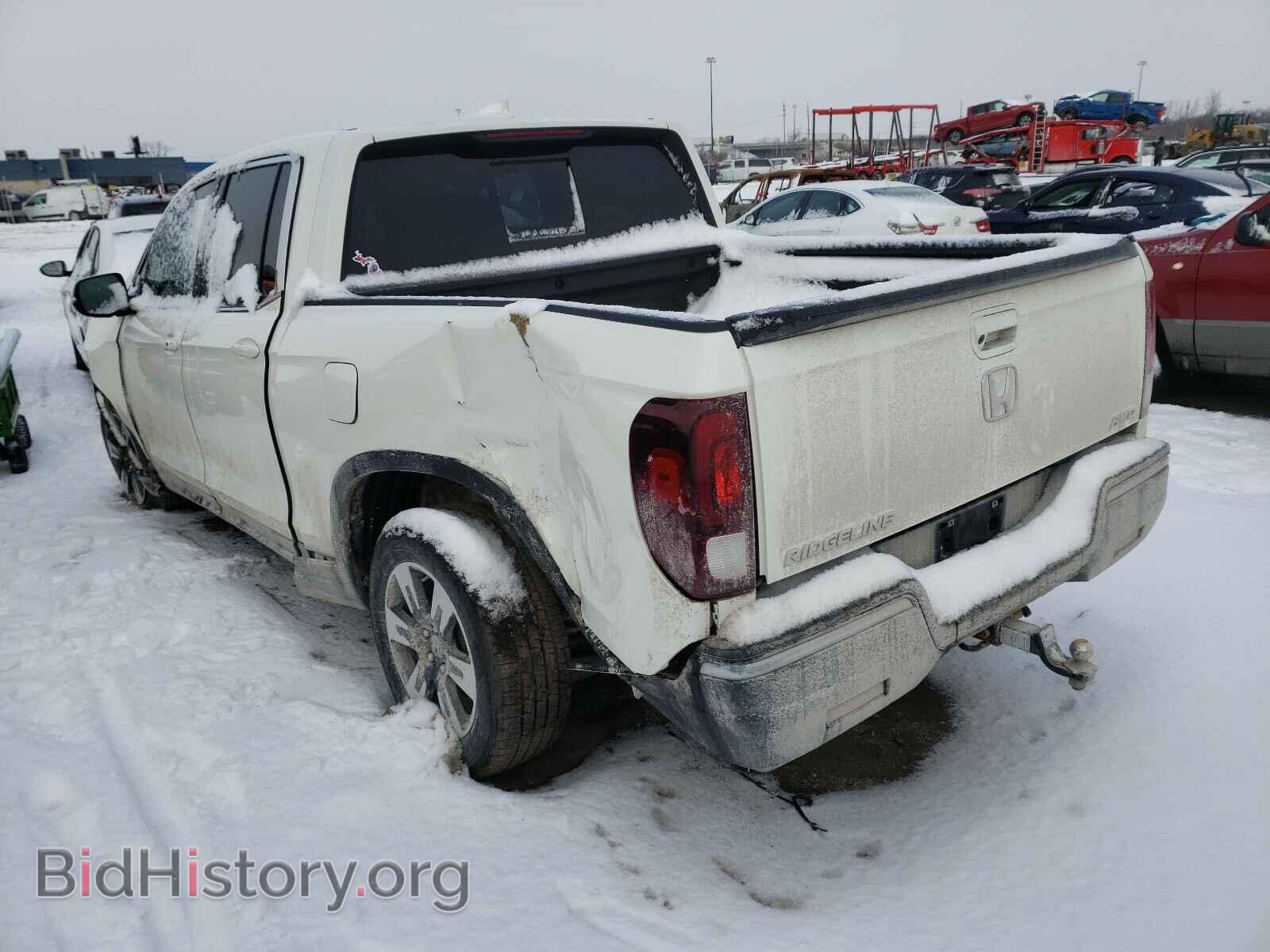2019 HONDA RIDGELINE - VIN: 5FPYK3F67KB003449 - Фото 3
