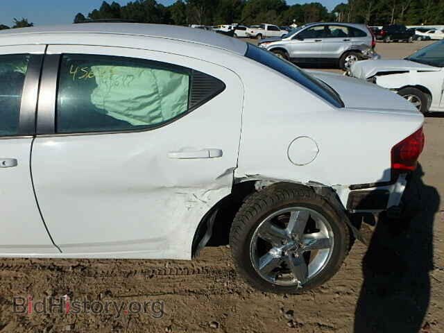 2011 DODGE AVENGER - VIN: 1B3BD2FB3BN587206 - Фото 9