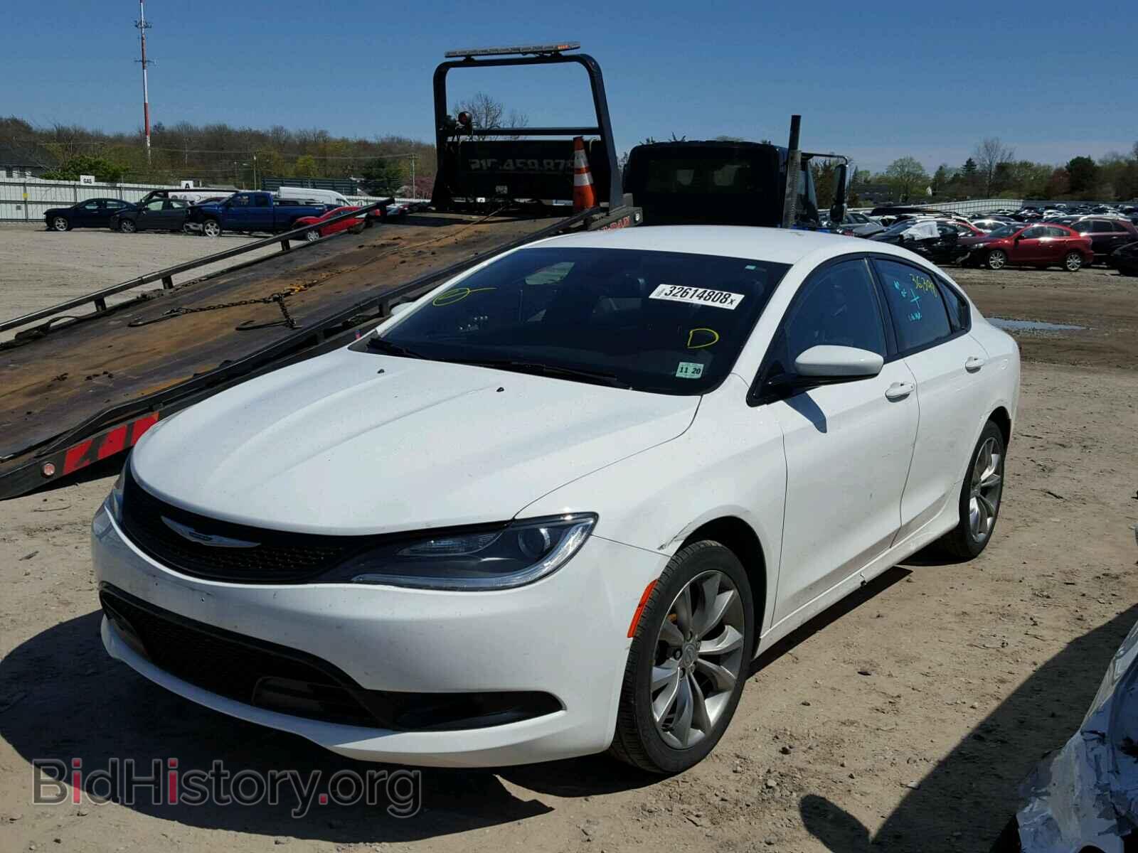 2016 CHRYSLER 200 - VIN: 1C3CCCBB6GN114932 - Фото 2