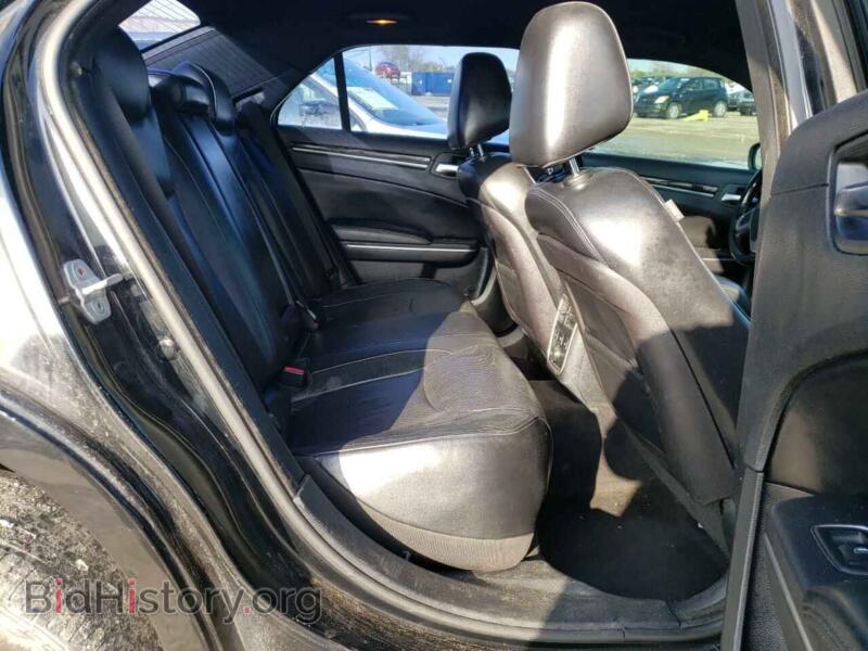 2012 Chrysler 300 (VIN 2C3CCAET4CH264856) — фото 6 из 10