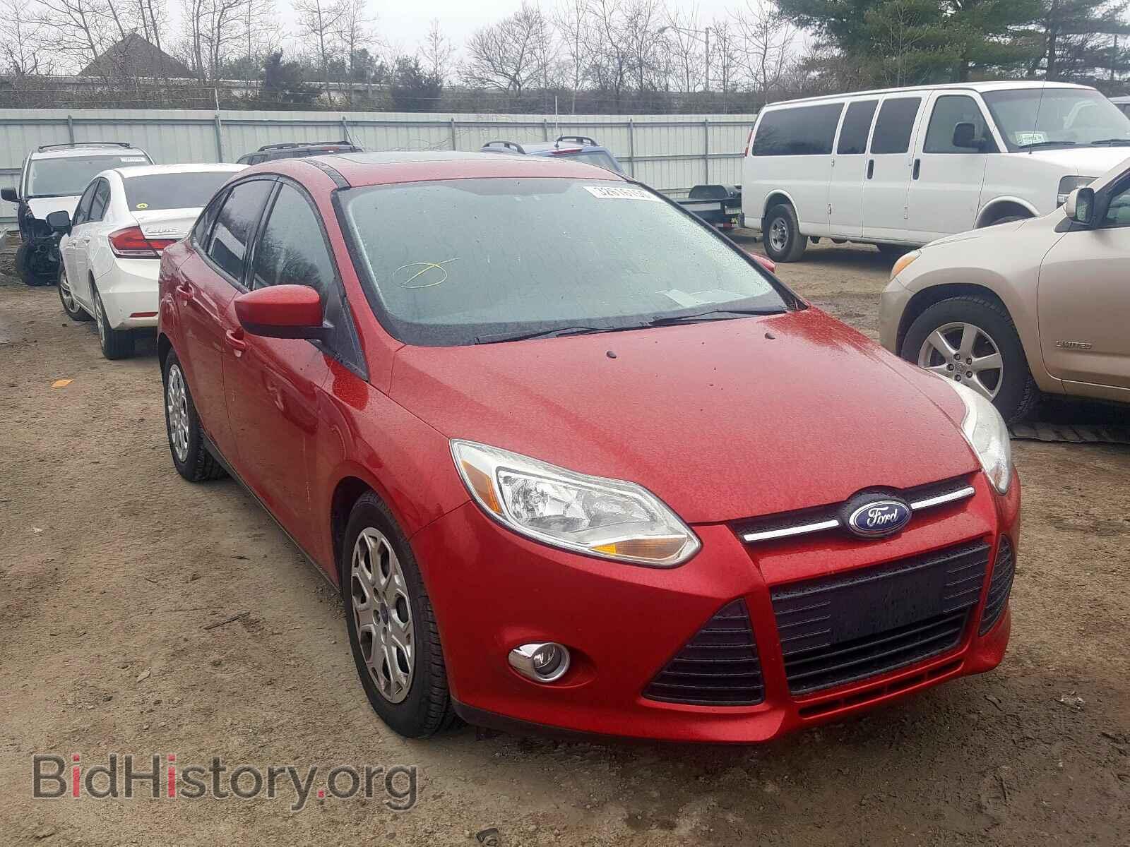 Photo 1FAHP3F29CL117366 - FORD FOCUS 2012