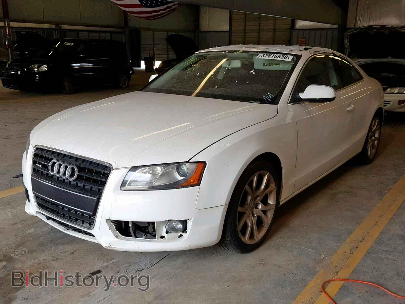 2010 AUDI A5 PREMIUM - VIN: WAUGFAFR6AA031433 - Photo 2
