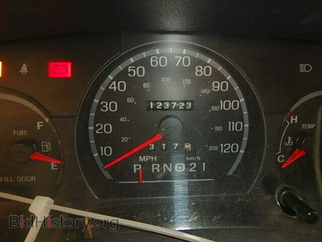 2002 FORD CROWN VIC - VIN: 2FAFP73W62X112469 - Фото 8
