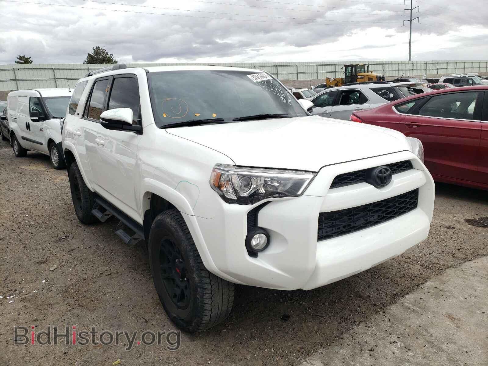 Фотография JTEBU5JR8K5710062 - TOYOTA 4RUNNER 2019