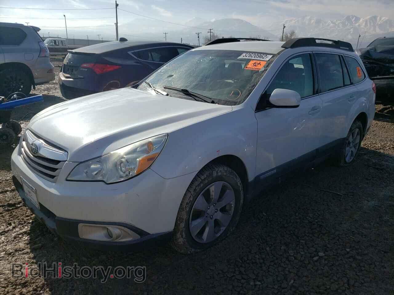 2011 SUBARU OUTBACK - VIN: 4S4BRCCC1B3316493 - Фото 2