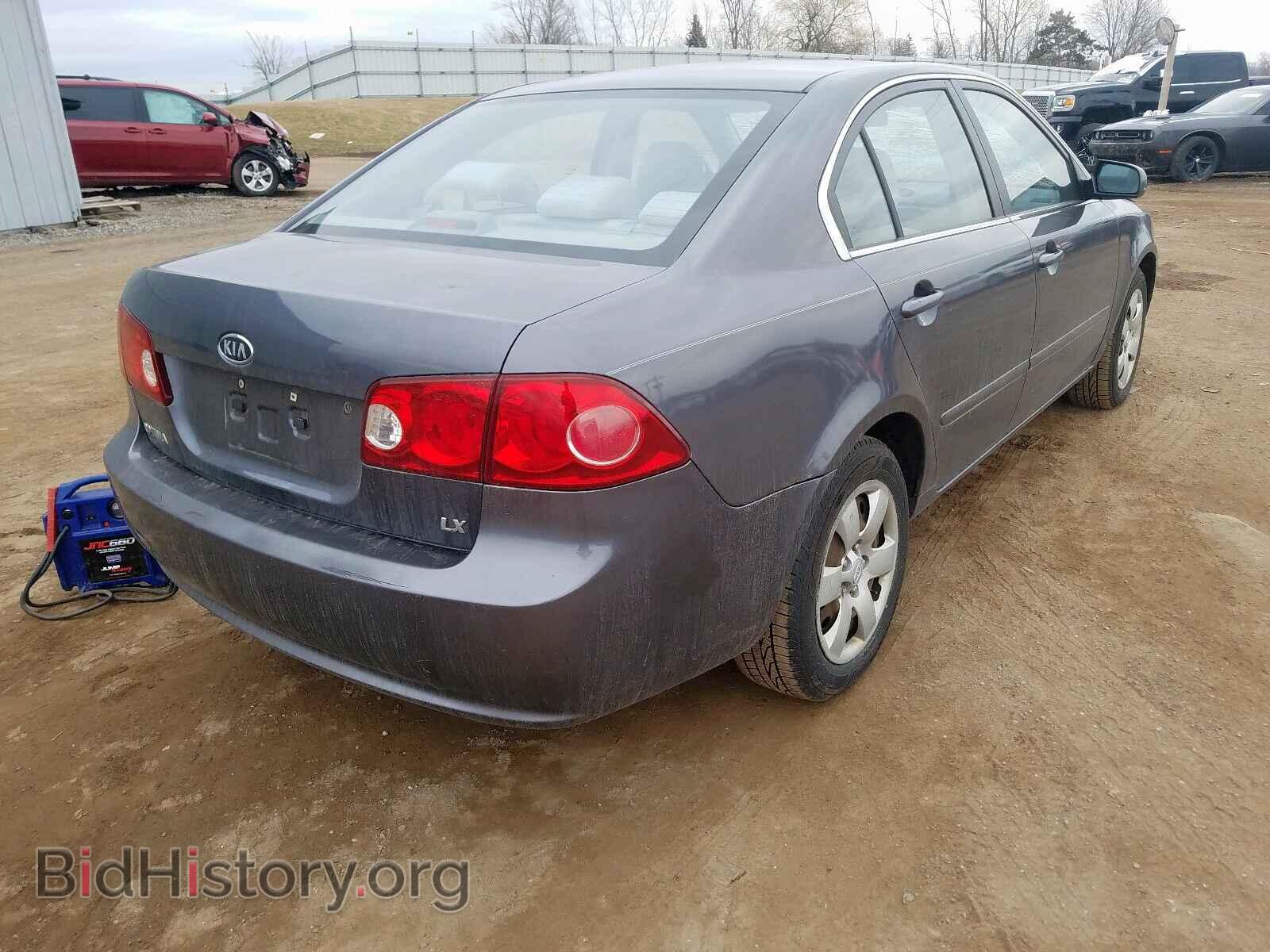 2007 KIA OPTIMA - VIN: KNAGE123575085912 - Photo 4