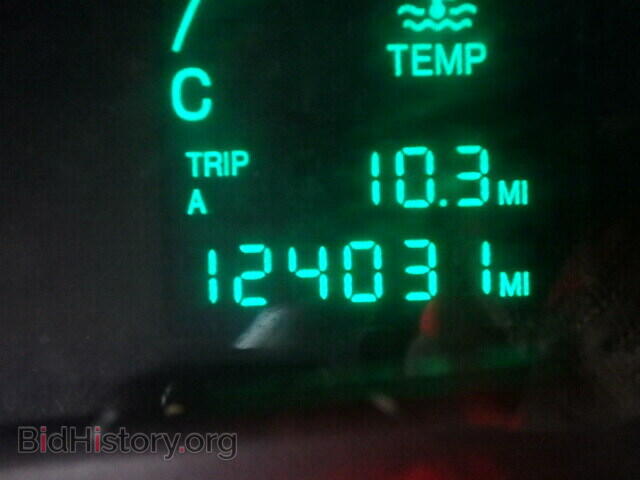 2001 CADILLAC DEVILLE - VIN: 1G6KD54Y51U295216 - Photo 8