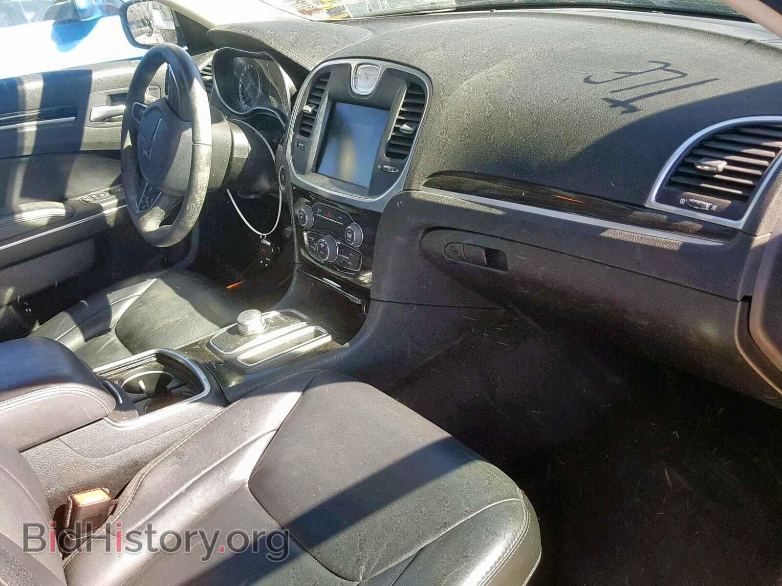 2016 CHRYSLER 300 - VIN: 2C3CCAAG6GH273959 - Фото 5