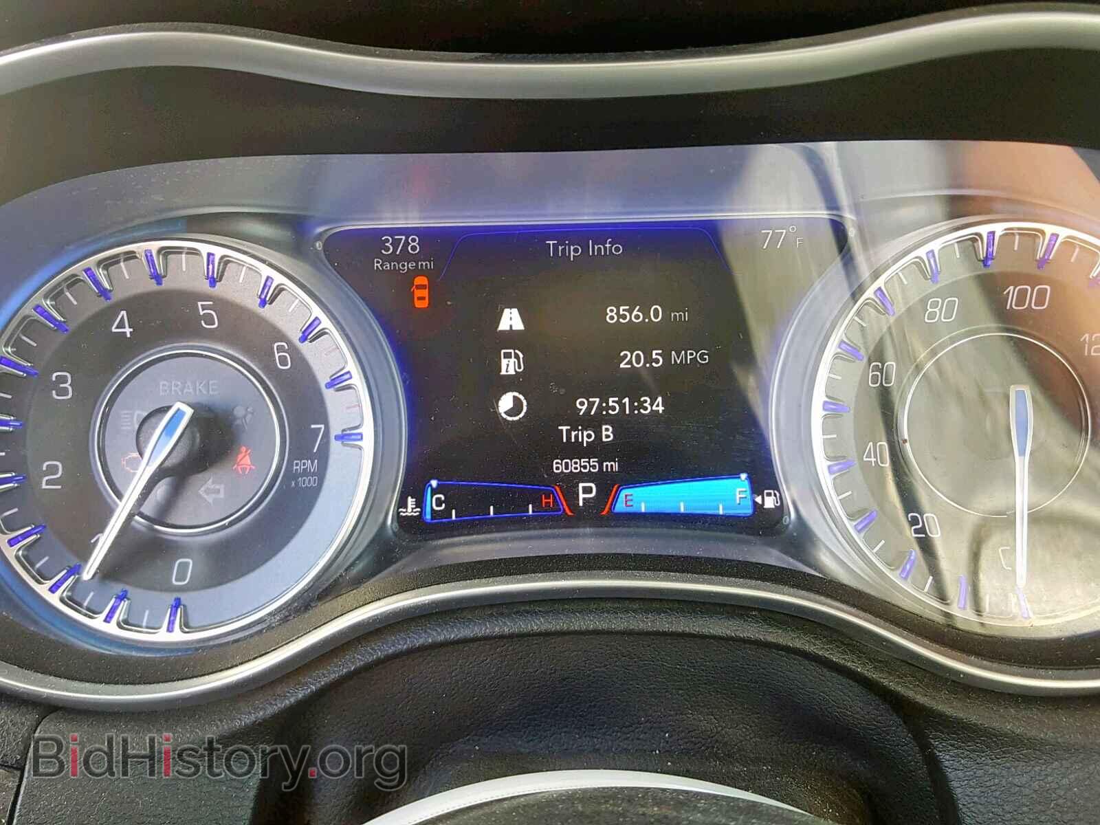 2016 CHRYSLER 300 - VIN: 2C3CCAAG6GH273959 - Фото 8
