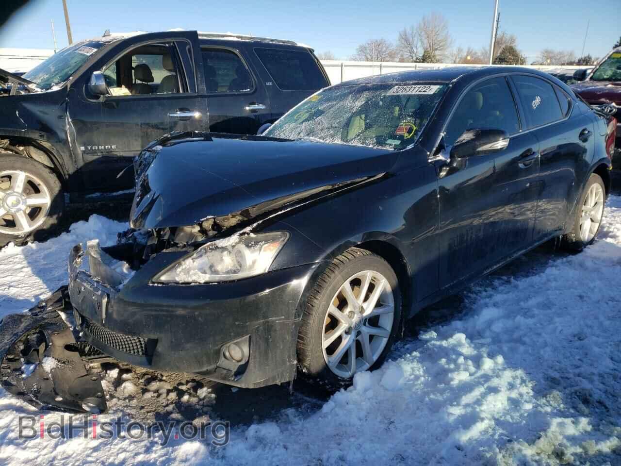 2011 LEXUS IS - VIN: JTHCF5C20B5050780 - Фото 2