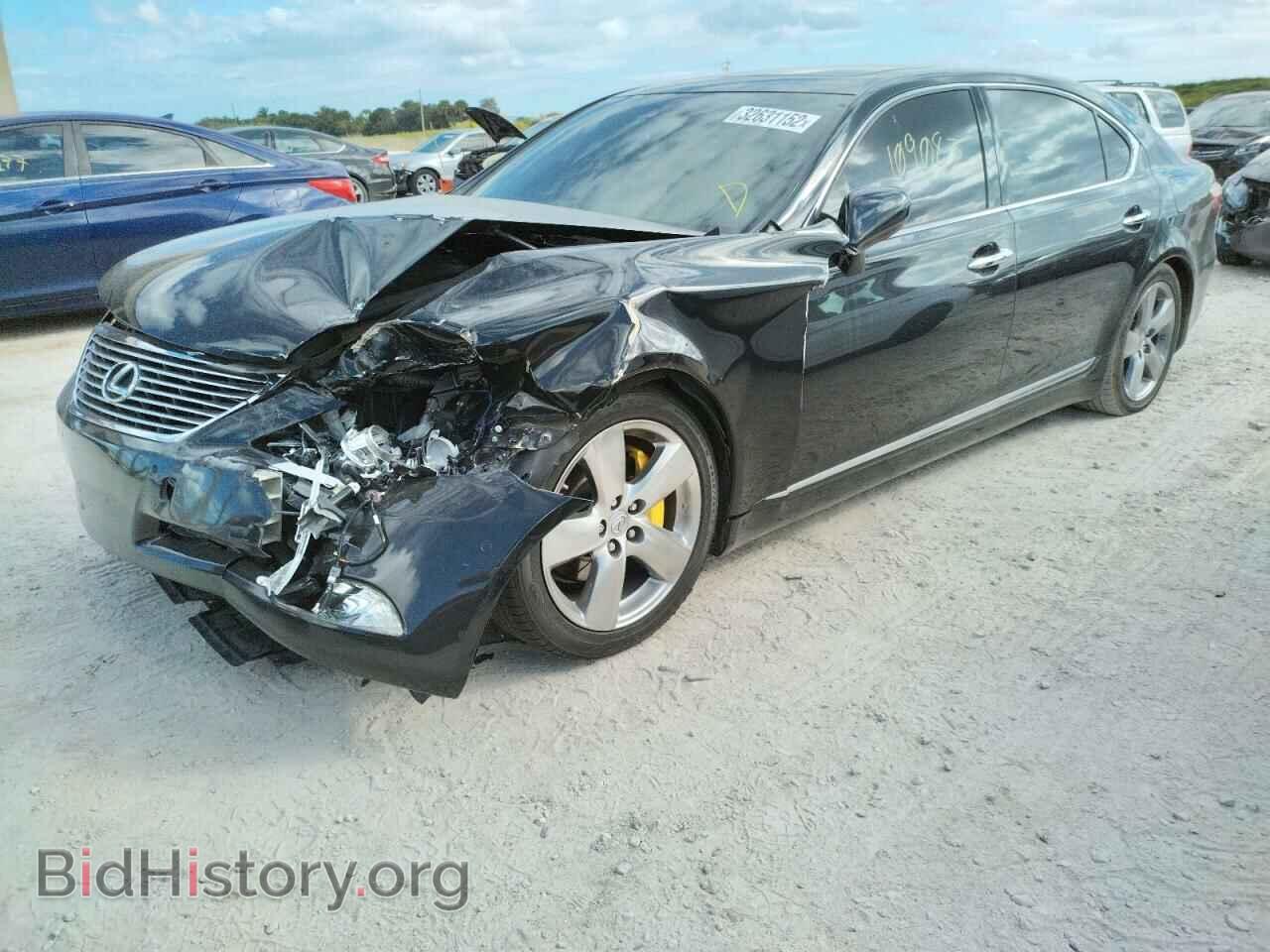 2009 LEXUS LS460 - VIN: JTHGL46F995034171 - Photo 2