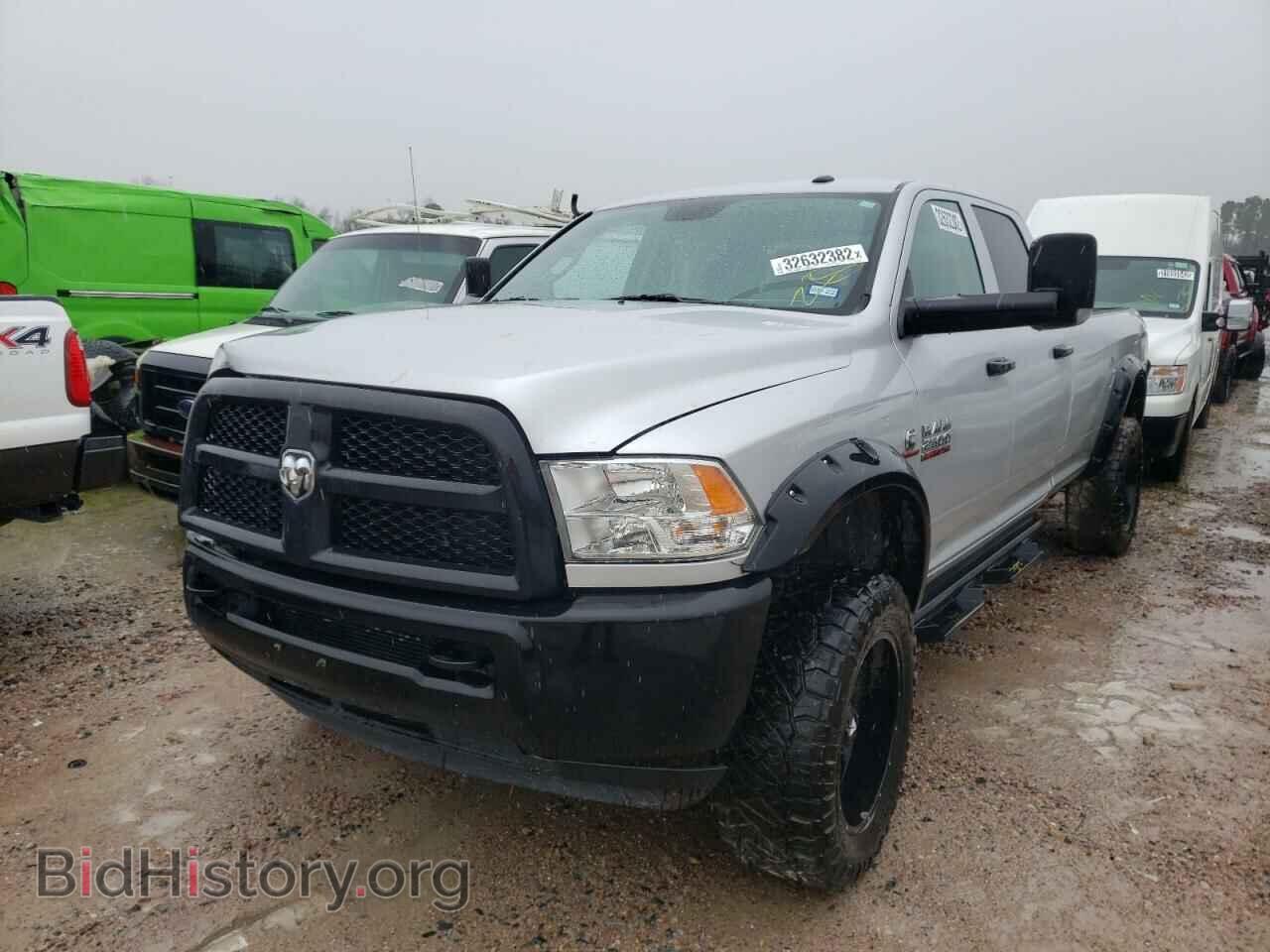 2017 RAM 2500 - VIN: 3C6UR5HLXHG741614 - Фото 2