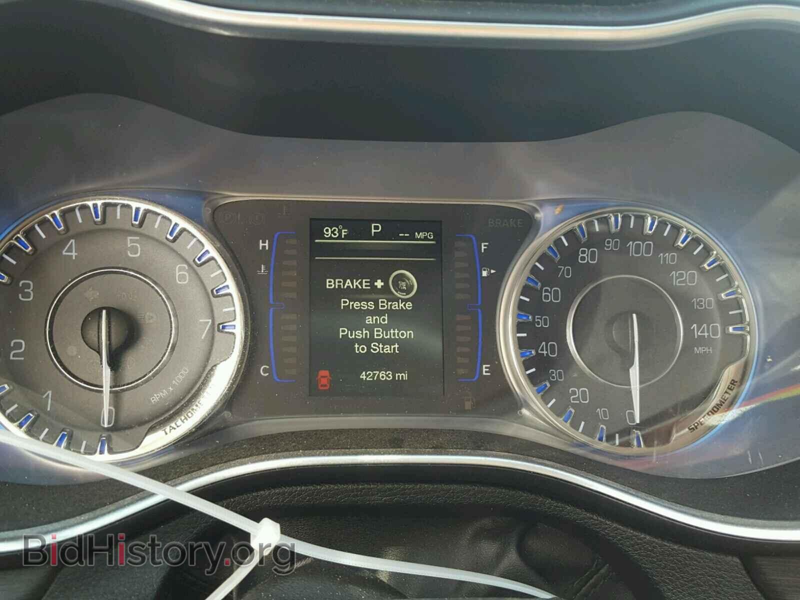 2016 CHRYSLER 200 - VIN: 1C3CCCAB6GN167082 - Фото 8
