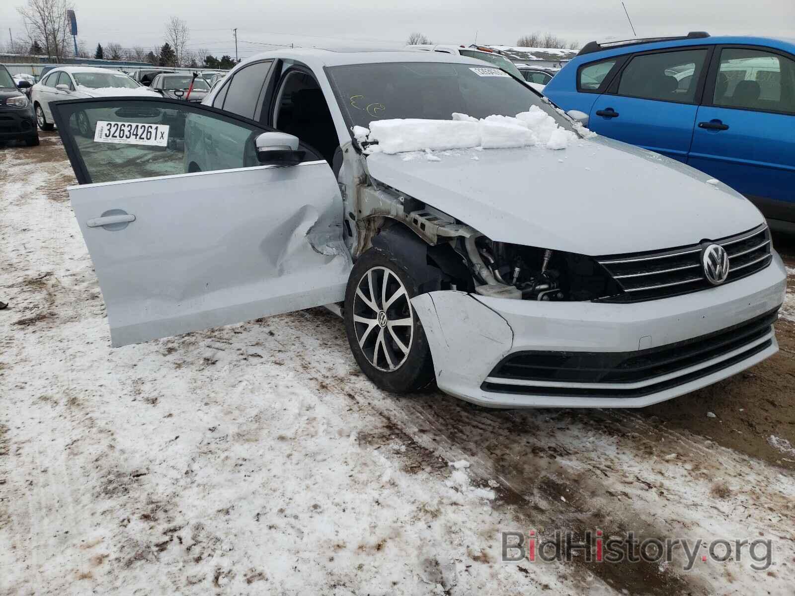 Фотография 3VWDB7AJ8HM314027 - VOLKSWAGEN JETTA 2017