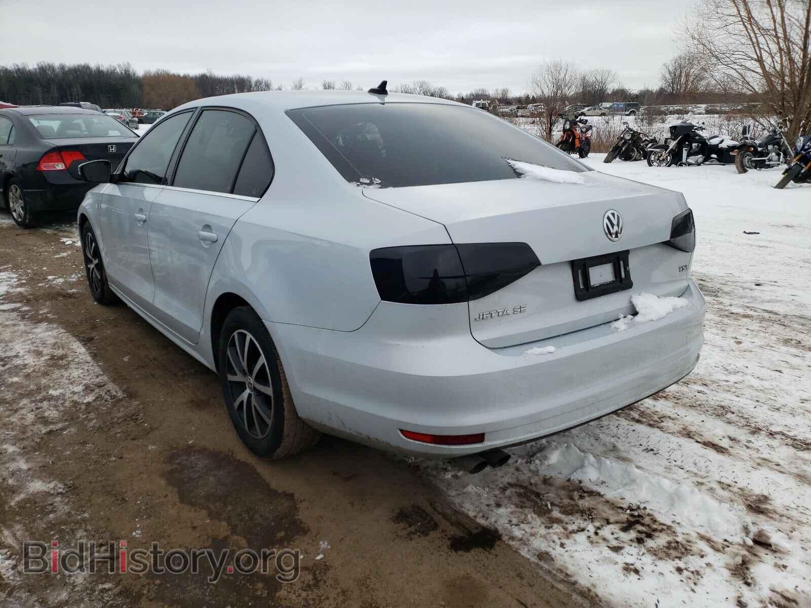 2017 VOLKSWAGEN JETTA - VIN: 3VWDB7AJ8HM314027 - Фото 3