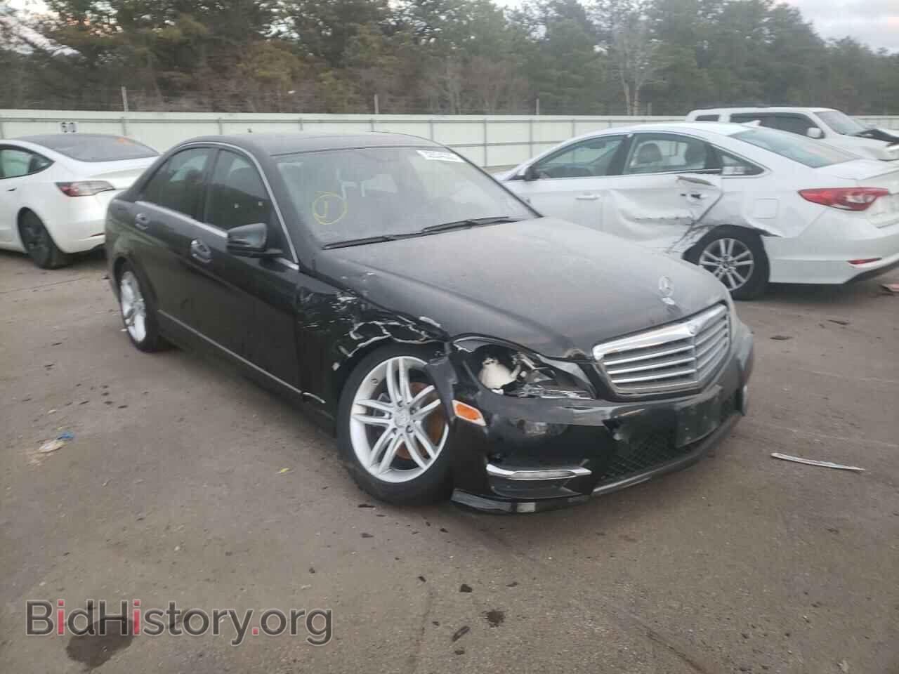 Фотография WDDGF8BB9CF917438 - MERCEDES-BENZ C-CLASS 2012