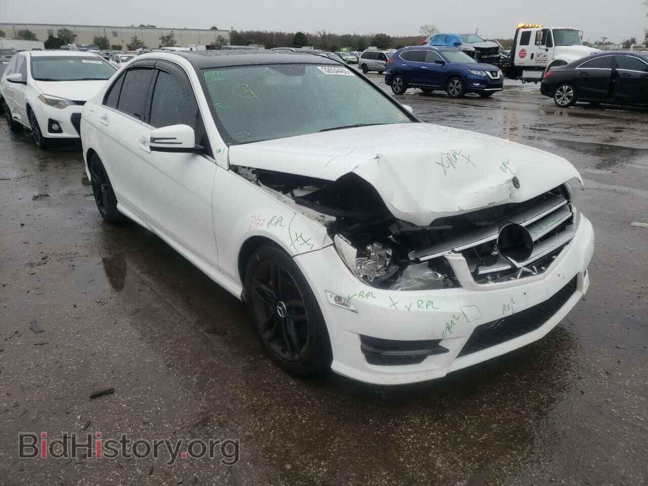 Фотография WDDGF8AB6DA818964 - MERCEDES-BENZ C-CLASS 2013