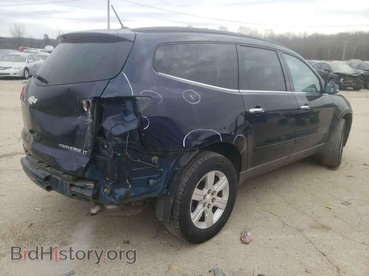 2011 CHEVROLET TRAVERSE - VIN: 1GNKRGED2BJ166401 - Фото 4