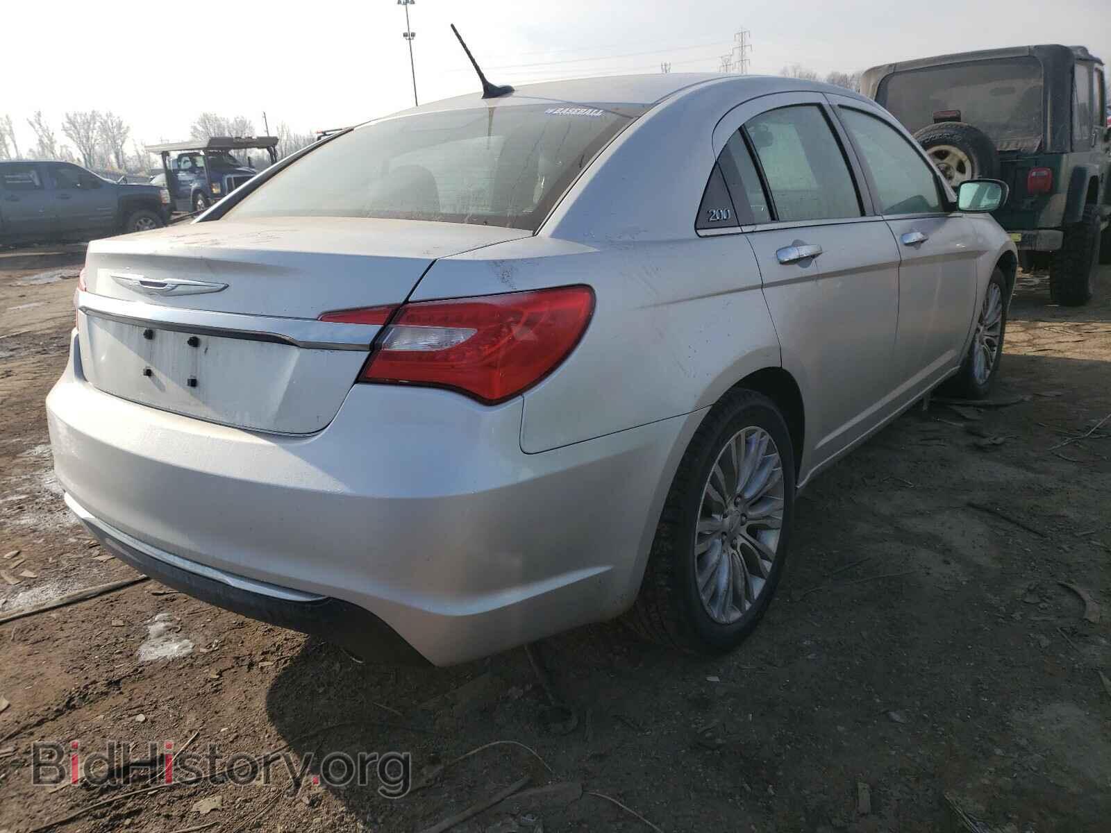 2012 CHRYSLER 200 - VIN: 1C3CCBCG1CN326393 - Фото 4