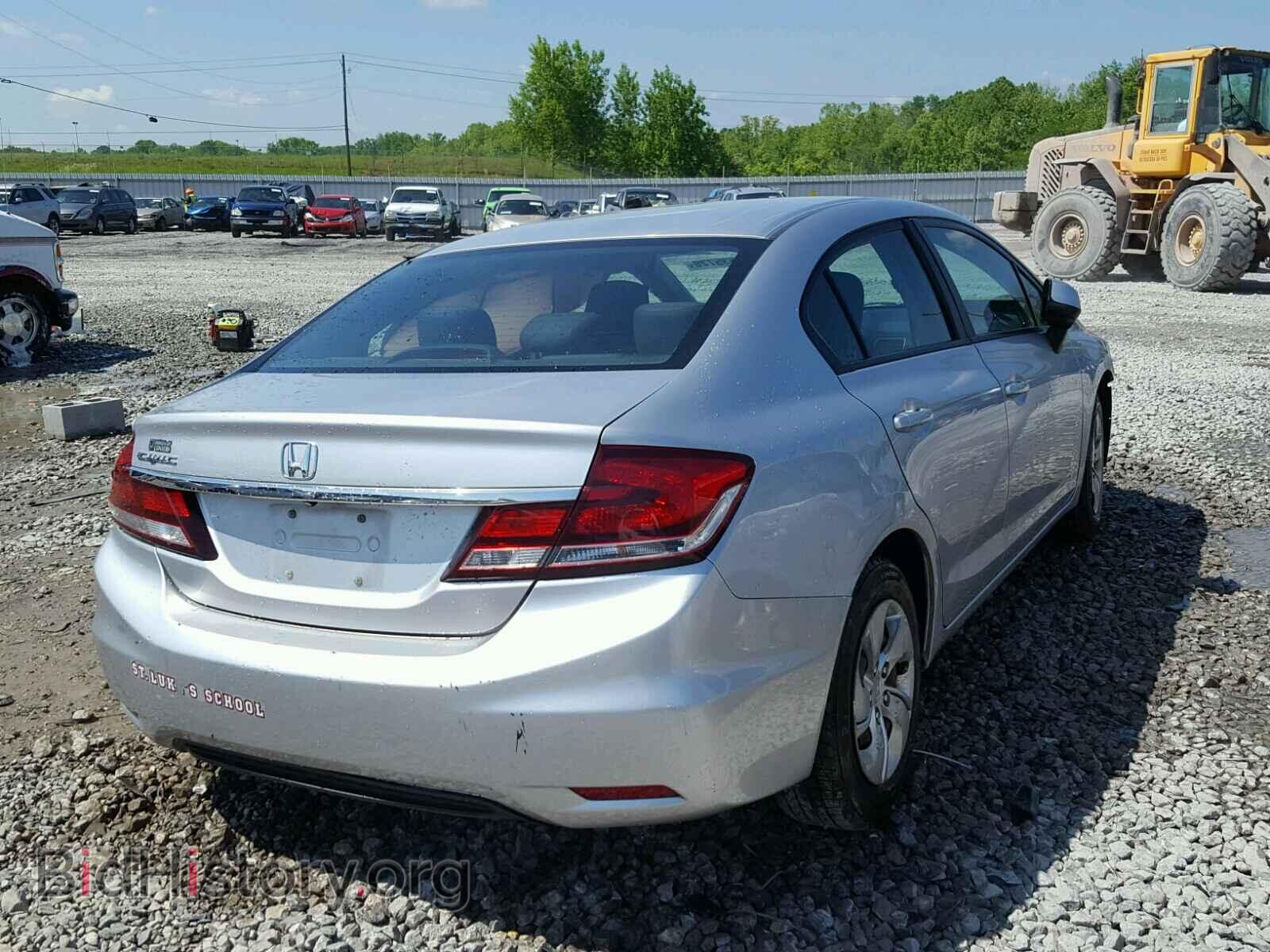 2013 HONDA CIVIC - VIN: 19XFB2F58DE033098 - Фото 4