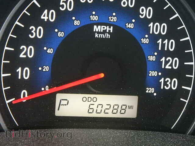 2007 HYUNDAI ENTOURAGE - VIN: KNDMC233276018954 - Фото 8