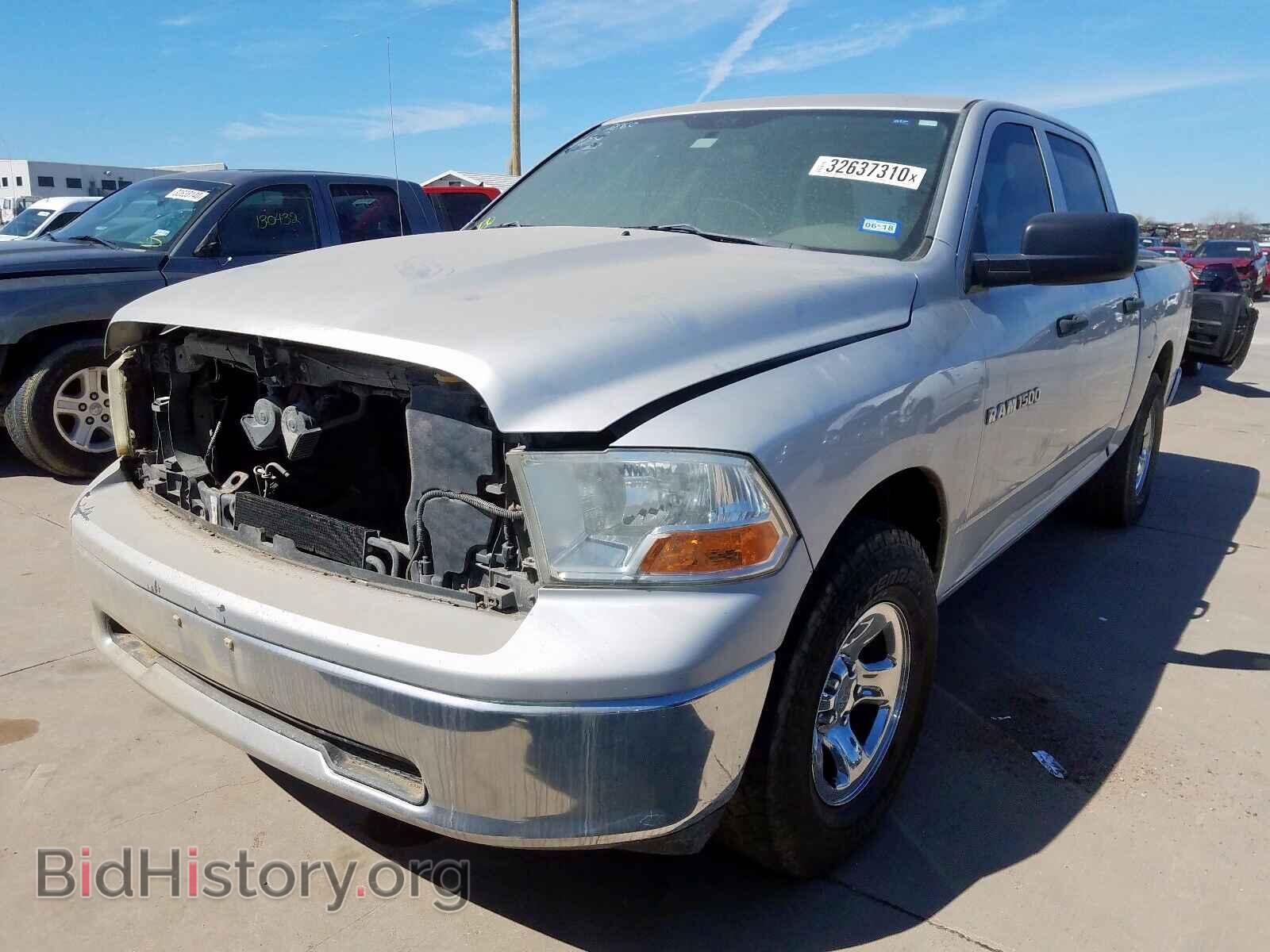 2011 DODGE RAM 1500 - VIN: 1D7RB1CP0BS572294 - Фото 2