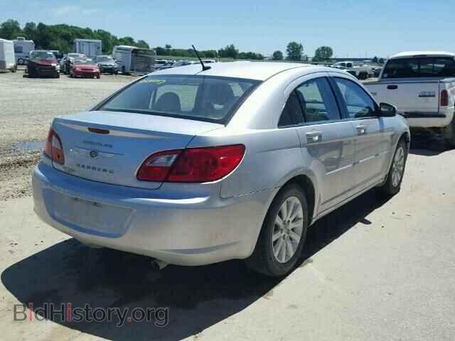 2010 CHRYSLER SEBRING - VIN: 1C3CC5FD2AN132469 - Photo 4